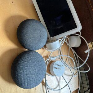 Google Nest Display and two minis